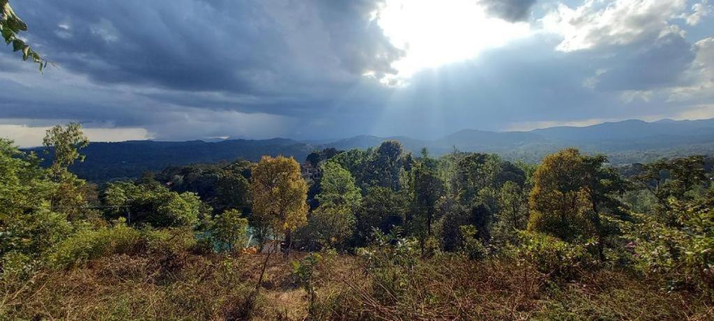 Westernghats Homestay Madikeri Luaran gambar